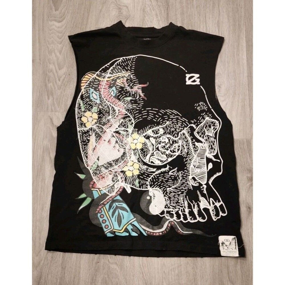 Gunzinii Skull & Bones Black Graphic T-shirt Size Medium Cut Off Sleeve - Picture 2 of 8